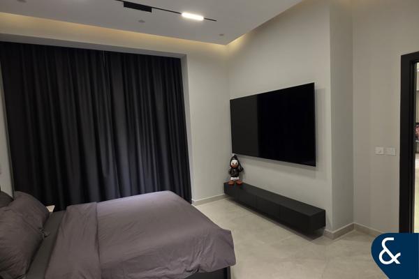 Upgraded | Canal View | Vacant